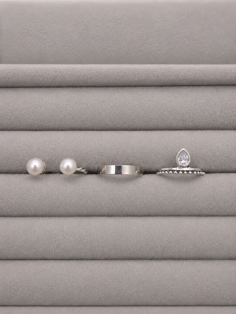 Silver Tone 3-Piece Women’s Ring Set with Pearl and Teardrop Stone - Picture 2 of 4